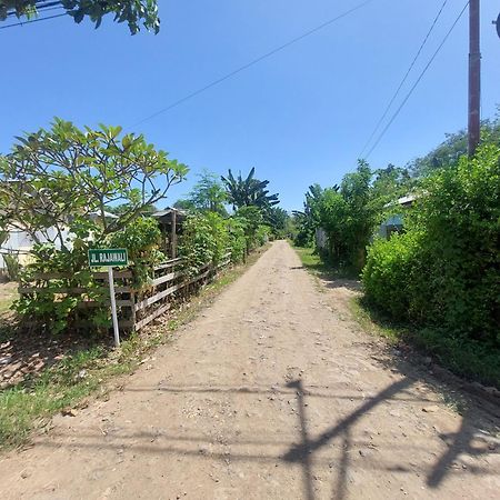 D'Ru Guest House Labuan Bajo Exterior foto