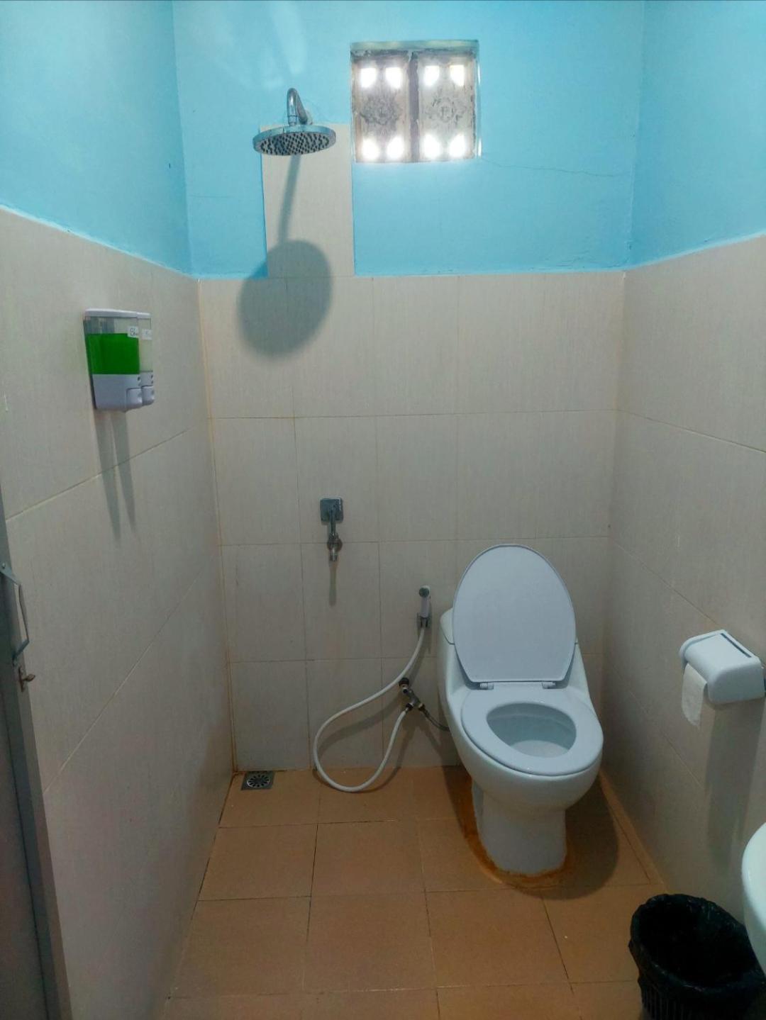 D'Ru Guest House Labuan Bajo Exterior foto